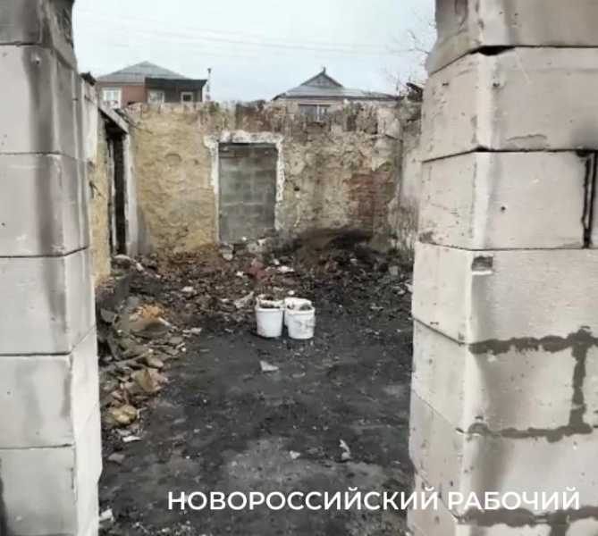 В Новороссийске начнут восстанавливать дом, разрушенный при атаке БПЛА