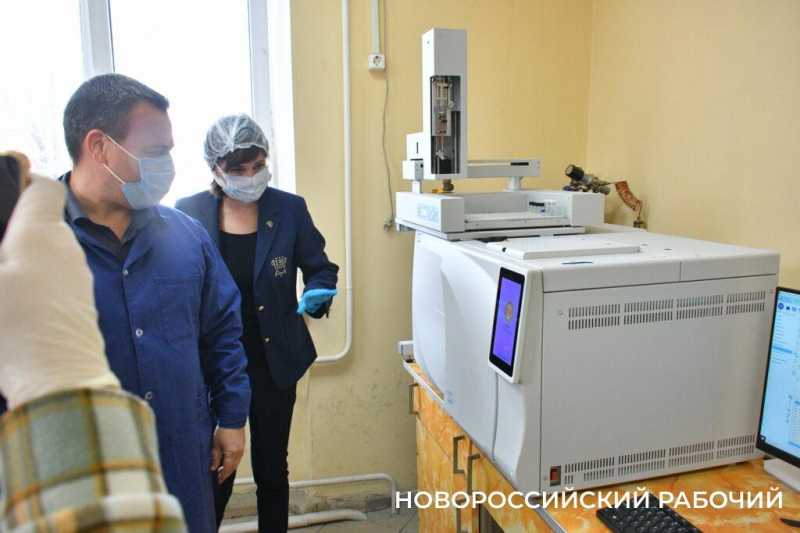 В Новороссийске наркосбытчики моделируют камни для закладок