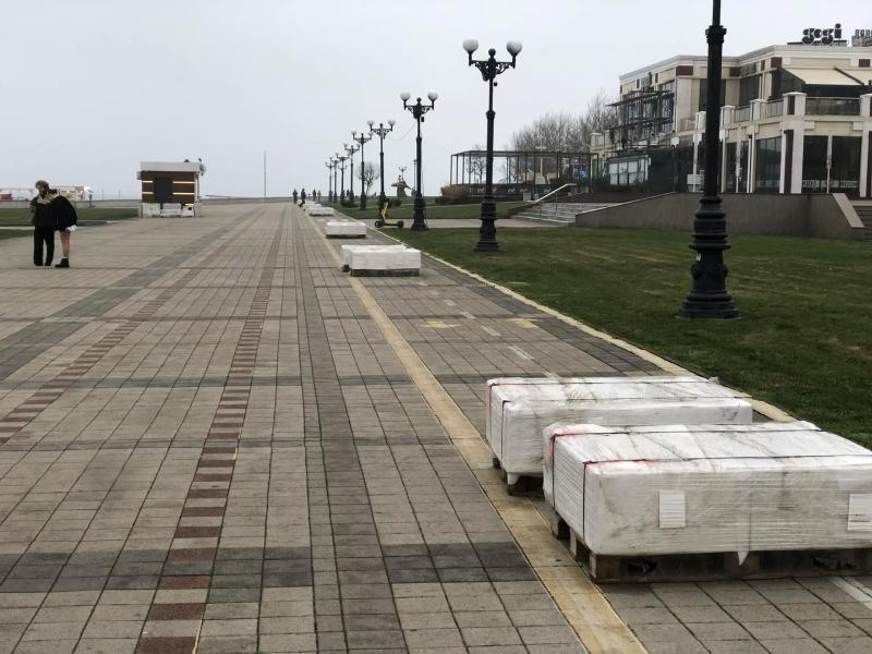 В Новороссийске опять будут ремонтировать плитку на набережной