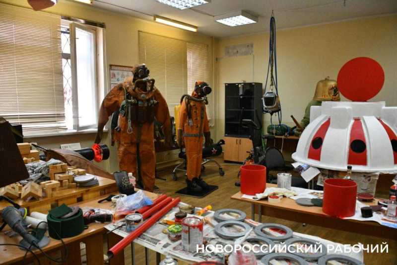 В Новороссийске работает уникальный музей-мастерская старинных водолазных костюмов