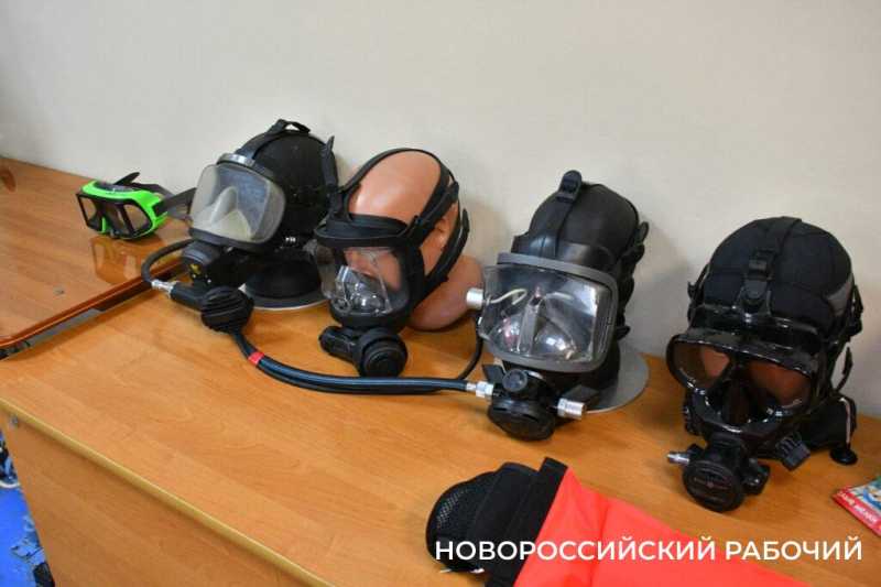 В Новороссийске работает уникальный музей-мастерская старинных водолазных костюмов