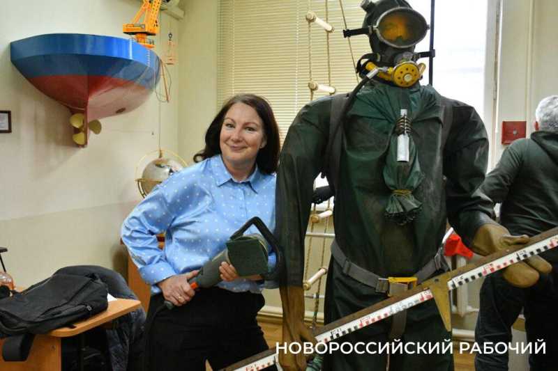 В Новороссийске работает уникальный музей-мастерская старинных водолазных костюмов