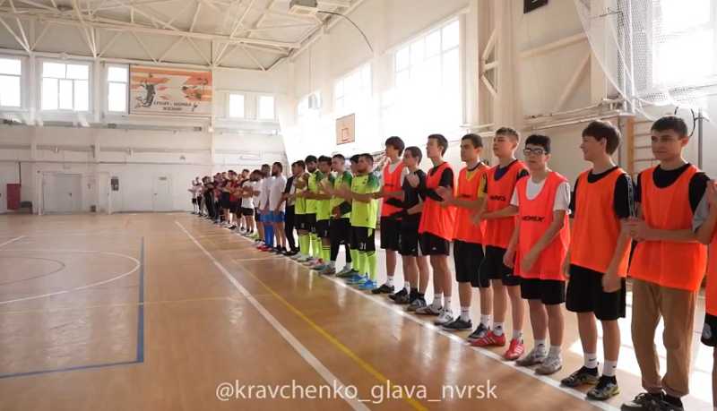 В Новороссийске шесть национальных команд сразились за звание сильнейшей в турнире по мини-футболу