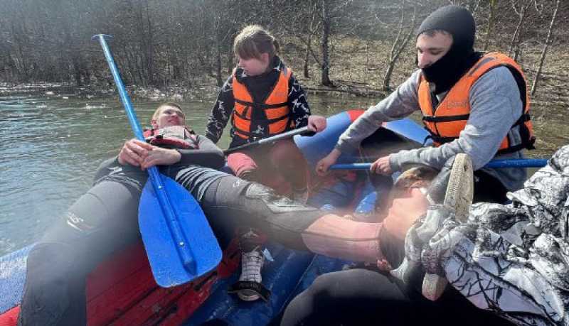 В Новороссийском районном казачьем обществе начали подготовку юных казаков к первенству Краснодарского края по рафтингу