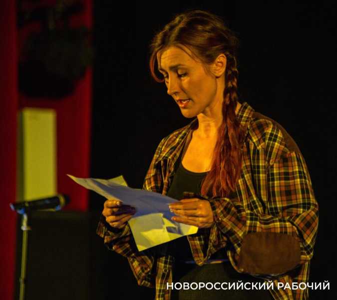 В театре Новороссийска замахнулись на &laquo;наше всё&raquo;!