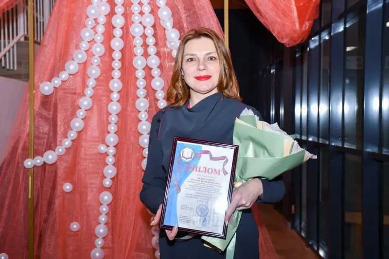 Вениамин Кондратьев поздравил Евгению Захарченко с победой в конкурсе &laquo;Директор школы Кубани&raquo;