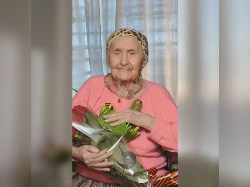 Вениамин Кондратьев поздравил ветерана Великой Отечественной войны из Ейского района со 108-летием