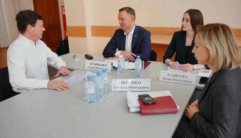 Андрей Кравченко: Новороссийцы приходят на расширенные приемы граждан за конкретными ответами и решениями