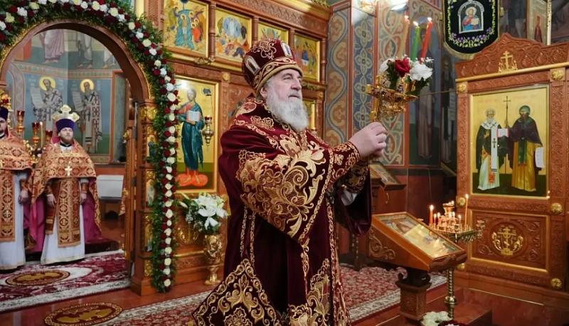 Андрей Кравченко поздравил новороссийцев с праздником Светлой Пасхи