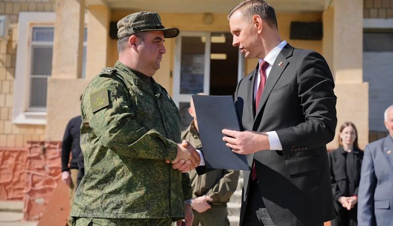 Андрей Кравченко поздравил военнослужащих и ветеранов войск ПВО с профессиональным праздником