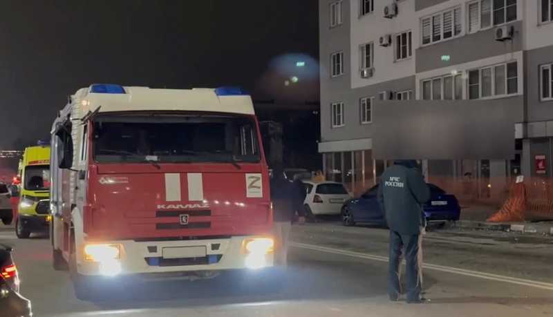 Андрей Кравченко: в Новороссийске повреждения получили многоквартирные и частные дома в Восточном и Южном внутригородских районах, работают ПВР