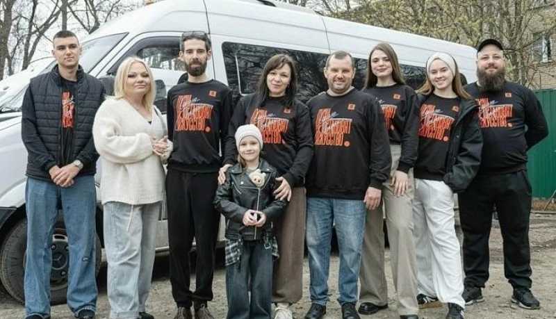 Донецкий театр кукол подарил новороссийским зрителям незабываемую встречу со сказкой