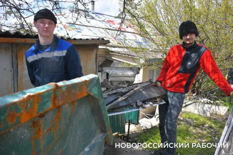 &laquo;Если бы в кранах была вода, дом бы спасли&raquo;. Жители Восточного района о пережитых атаках