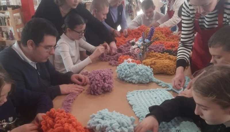 На предприятиях Новороссийска готовы предоставить рабочие места для детей и молодежи с особенностями ментального развития и ОВЗ