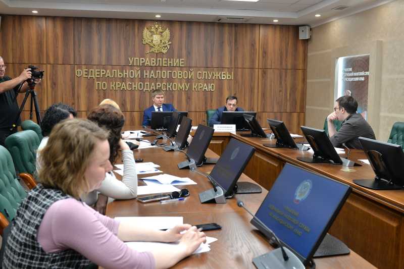 На пресс-конференции в Управлении разъяснили актуальные вопросы декларирования доходов