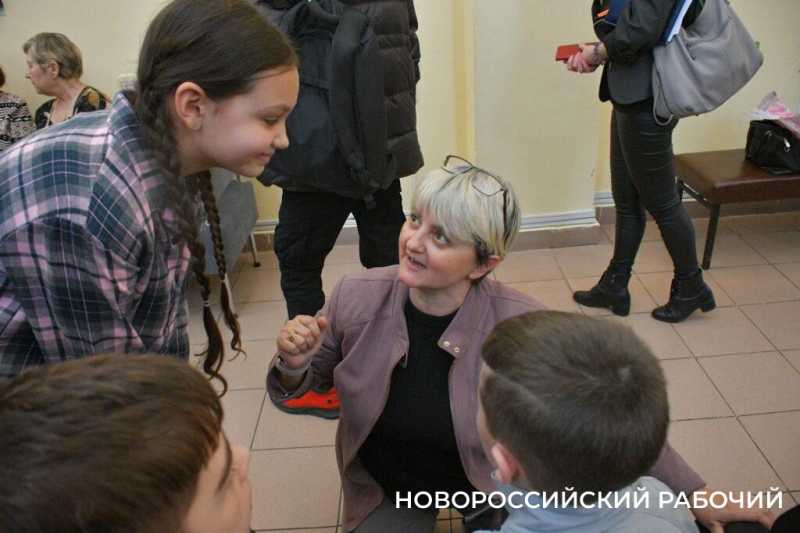 На выставке в Новороссийске показали фото, сделанные &laquo;консервной банкой&raquo;