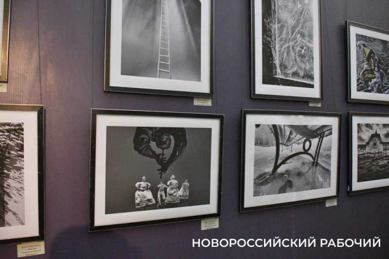 На выставке в Новороссийске показали фото, сделанные &laquo;консервной банкой&raquo;