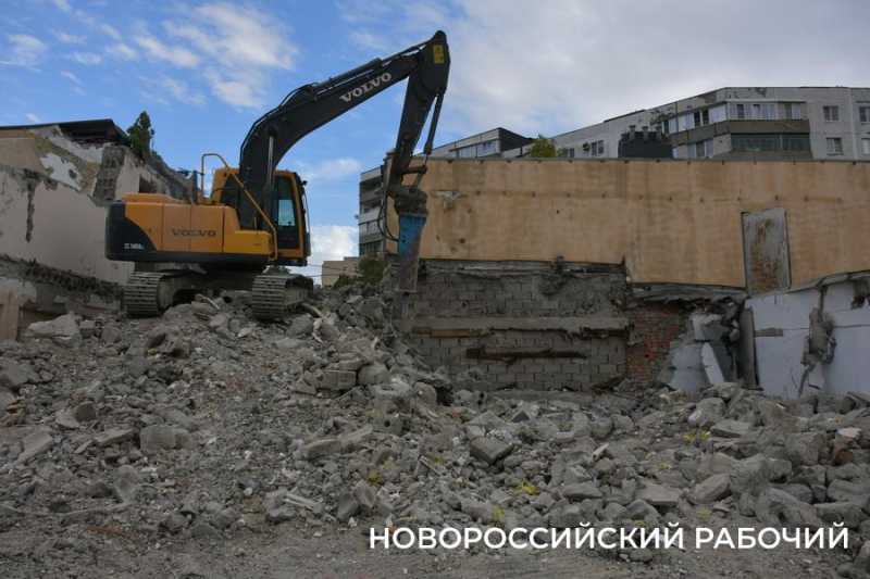 Новороссийцам объяснили, почему нельзя перепродать самострой