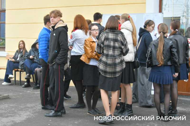 Новороссийские девятиклассники сдали пробник по математике