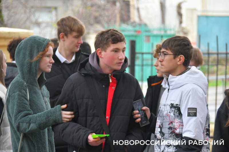 Новороссийские девятиклассники сдали пробник по математике