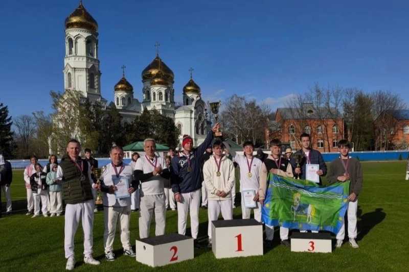Новороссийские лучники вернулись с медалями первенства и чемпионата края