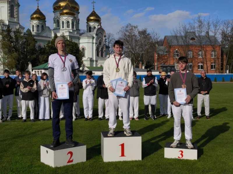 Новороссийские лучники вернулись с медалями первенства и чемпионата края