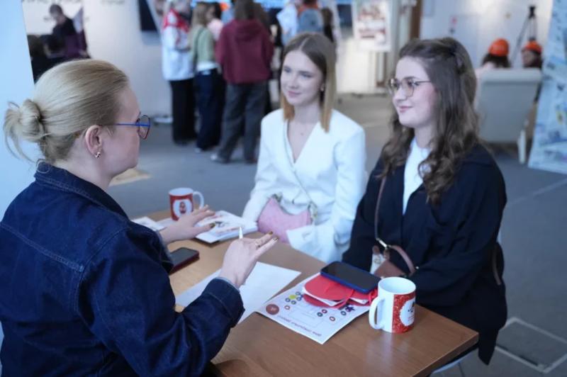 &laquo;Новороссийский рабочий&raquo; выяснил у студентов, почему им интересно читать газету