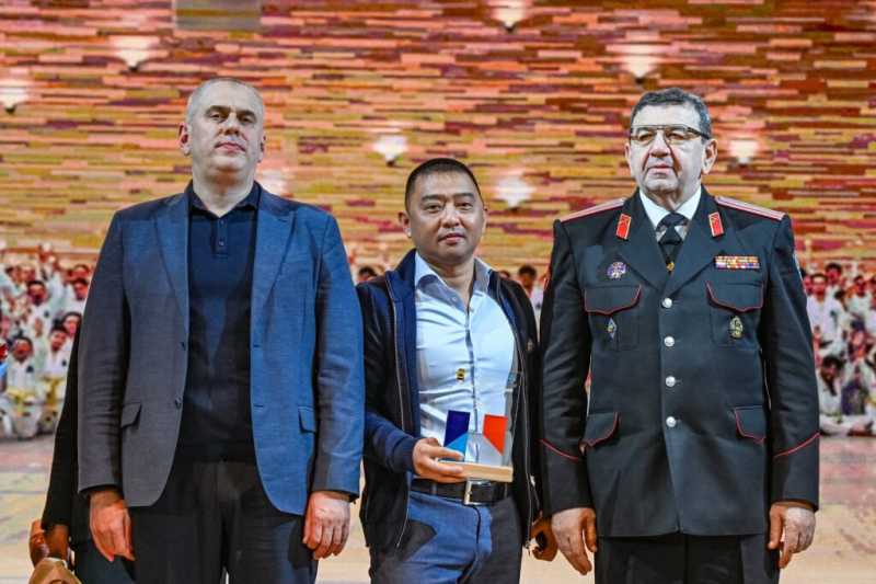 Новороссийскому тренеру по тхэквондо присвоено звание «Заслуженный тренер России»