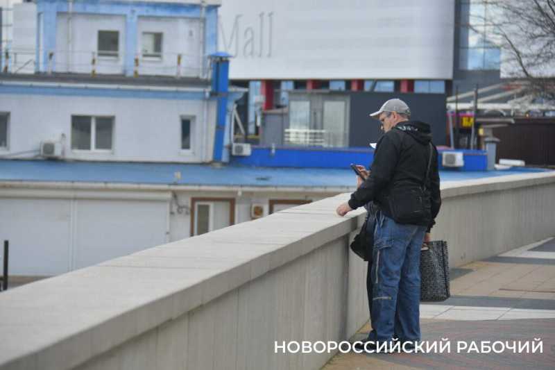 Прогулка по набережной Новороссийска настраивает на лето и отпуск. Фоторепортаж &laquo;НР&raquo;
