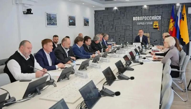 Реализацию проекта по развитию, реконструкции и модернизации объектов водоснабжения и водоотведения обсудили в администрации Новороссийска