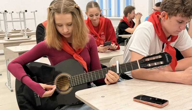 Школьники Новороссийска приняли участие в трехдневном весеннем сборе городского проекта &laquo;Наше Время&raquo;