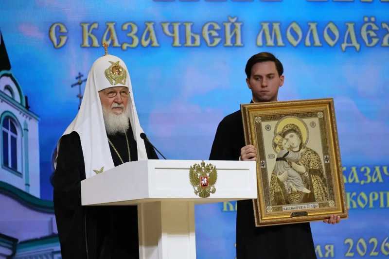 Святейший Патриарх Московский и всея Руси Кирилл и губернатор Вениамин Кондратьев посетили новый кадетский казачий корпус в станице Динской