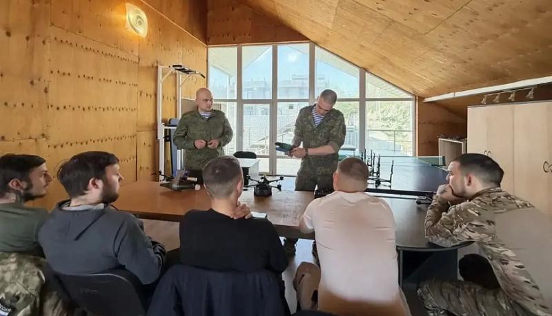 Учебный класс &laquo;Союза патриотов города-героя Новороссийска&raquo; стал площадкой для подготовки будущих операторов БПЛА