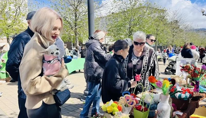 В городе-герое Новороссийске состоялась благотворительная акция &laquo;Тюльпан надежды&raquo;