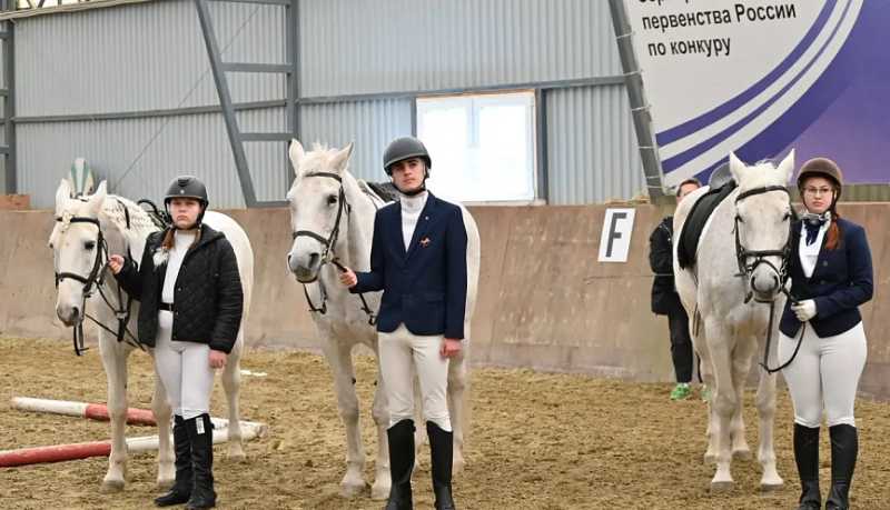 В городе-герое Новороссийске состоялся чемпионат по паралимпийскому и специальному конному спорту