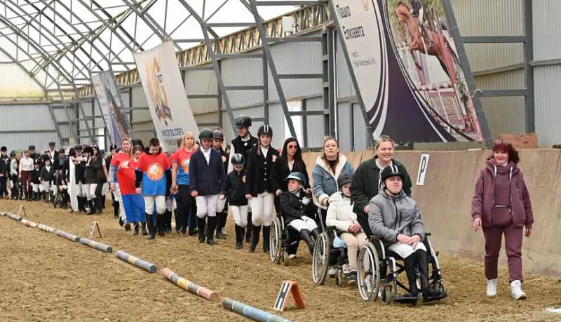 В городе-герое Новороссийске состоялся чемпионат по паралимпийскому и специальному конному спорту