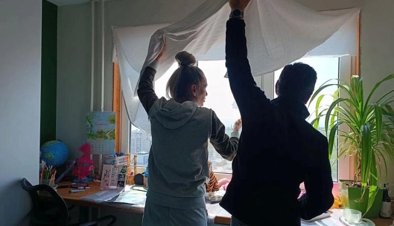 В Южном внутригородском районе Новороссийска проводится обход квартир, пострадавших в результате атаки БПЛА