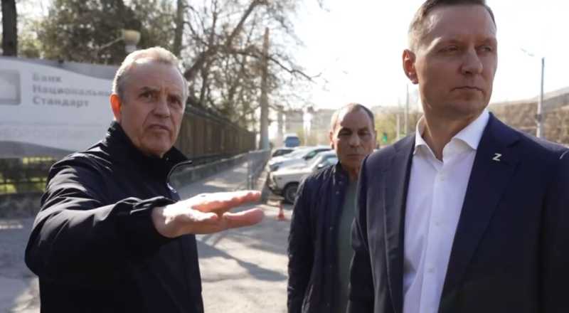 В Новороссийске благоустроят мозаичную остановку времен СССР