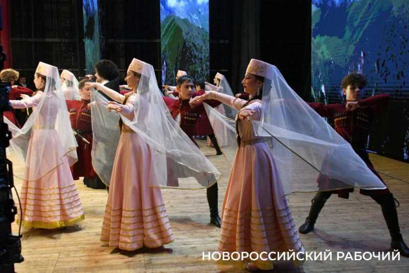 В Новороссийске ярко и красиво отметила 5 –летие местная Осетинская автономия