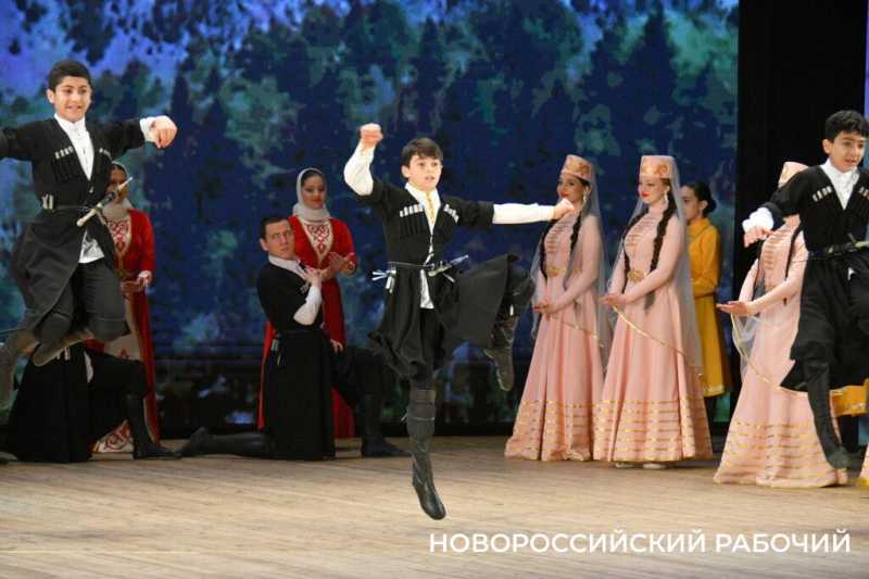 В Новороссийске ярко и красиво отметила 5 –летие местная Осетинская автономия