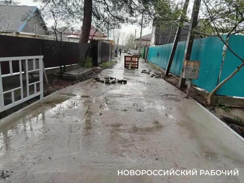 В Новороссийске мостик на Мичурина откроют в двадцатых числах апреля