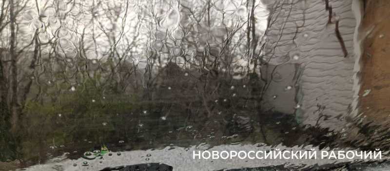 В Новороссийске на страстной неделе бушуют погодные страсти