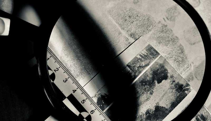 В Новороссийске полицейские задержали подозреваемого за кражу макбука из торговой точки