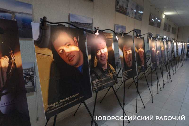 В Новороссийске прошла необычная фотовыставка &laquo;Свет души моей&raquo;