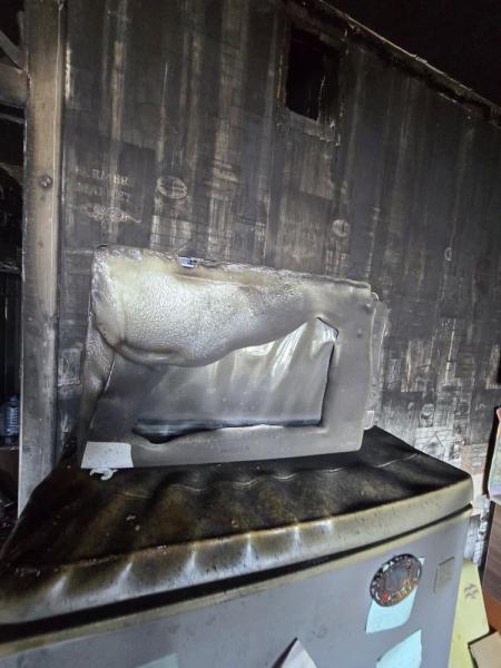 В Новороссийске студенты очистили квартиру, пострадавшую от атаки БПЛА&nbsp;&nbsp;&nbsp;&nbsp;