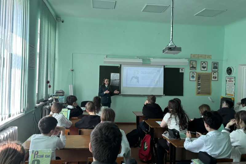 В школах Красноармейского района прошли уроки налоговой грамотности в рамках проекта &laquo;юНГа&raquo;