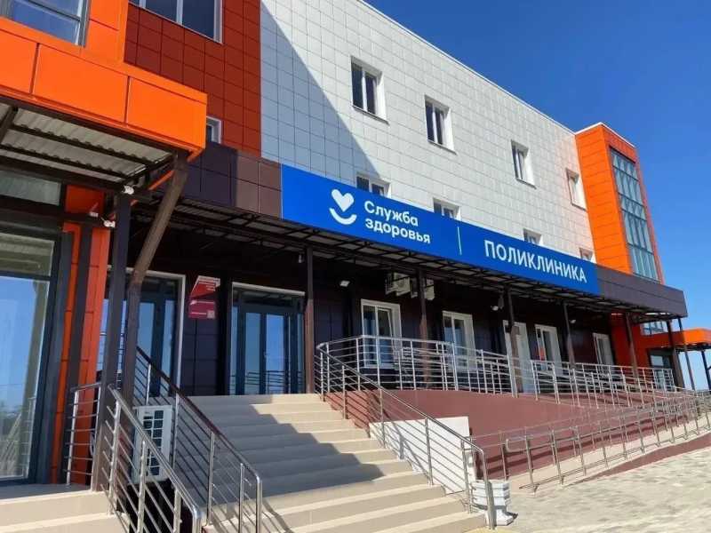 Вице-губернатор Елена Воробьева проверила работу медицинских учреждений в Калининском районе