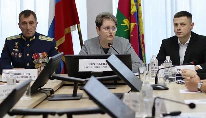 Вице-губернатор Елена Воробьева встретилась со студентами учреждений среднего профессионального образования