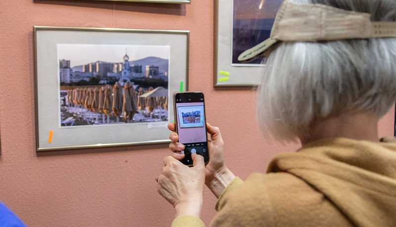20 лет творчества и дружбы: фотоклуб «ЭХО» отметил юбилей яркой выставкой