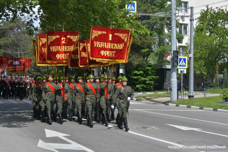 7 мая станет известно, пройдет ли в Новороссийске Парад Победы